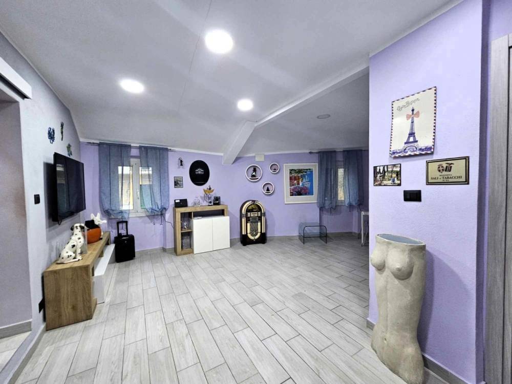 appartamento in vendita a Campomorone in zona Isoverde
