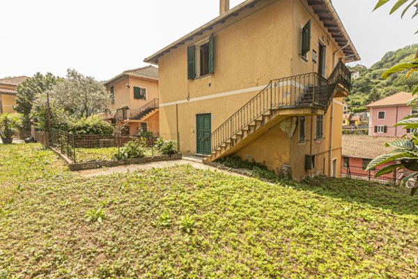 casa indipendente in vendita a Campomorone