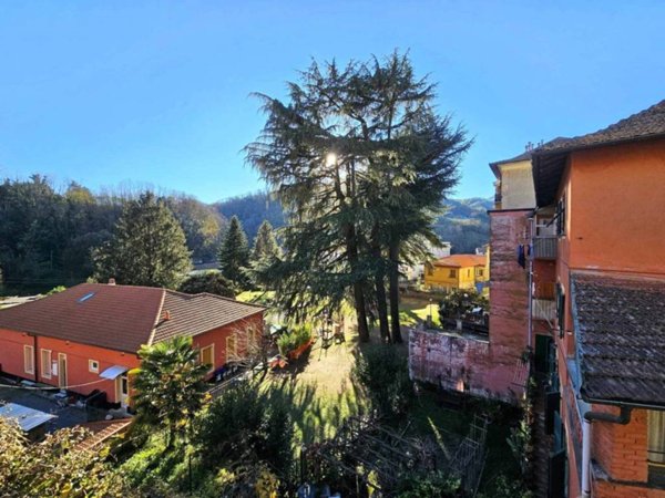 appartamento in vendita a Campomorone in zona Isoverde