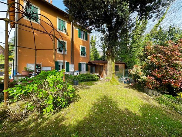 casa indipendente in vendita a Campomorone in zona Isoverde