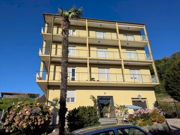 appartamento in vendita a Campomorone