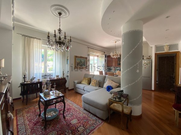 appartamento in vendita a Campomorone in zona Isoverde