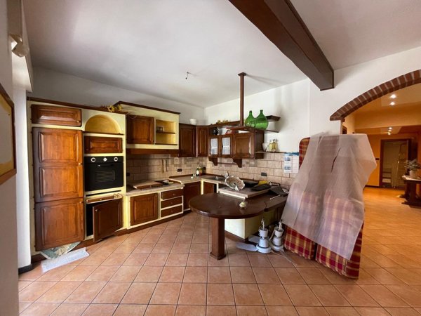 appartamento in vendita a Campomorone in zona Isoverde