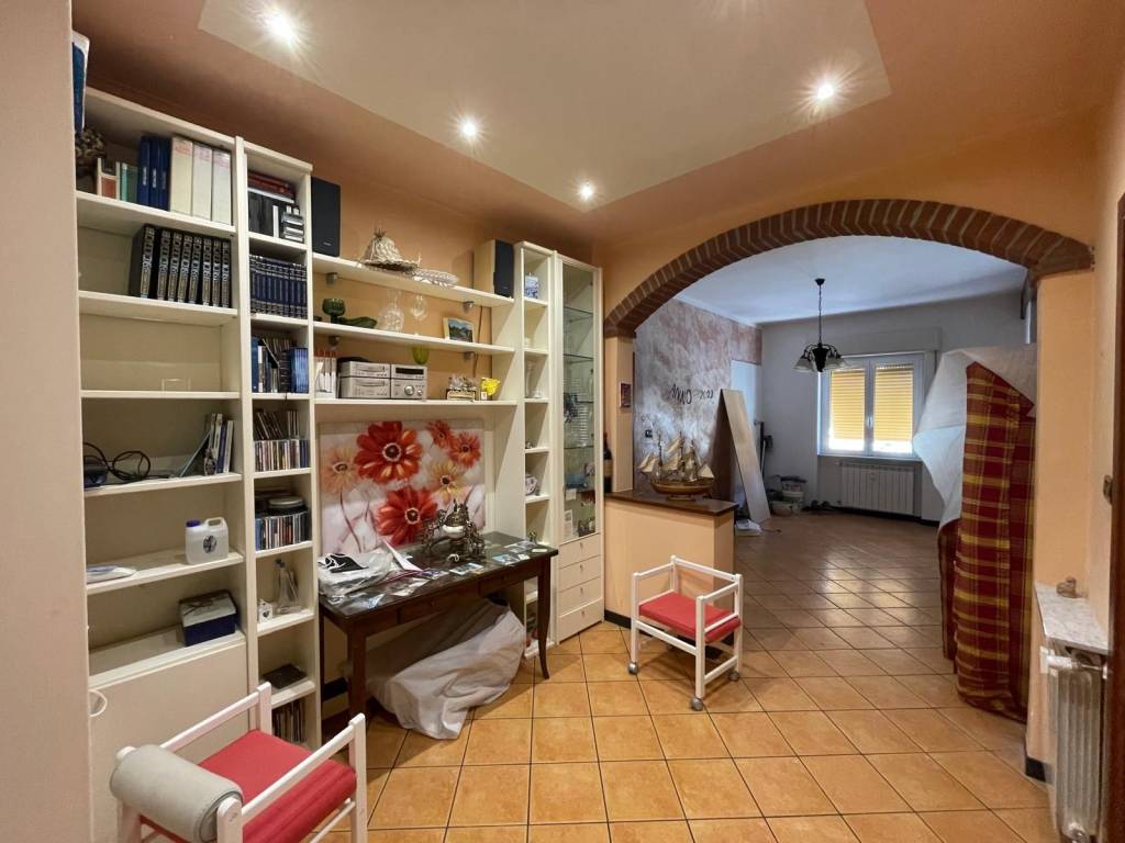 appartamento in vendita a Campomorone in zona Isoverde