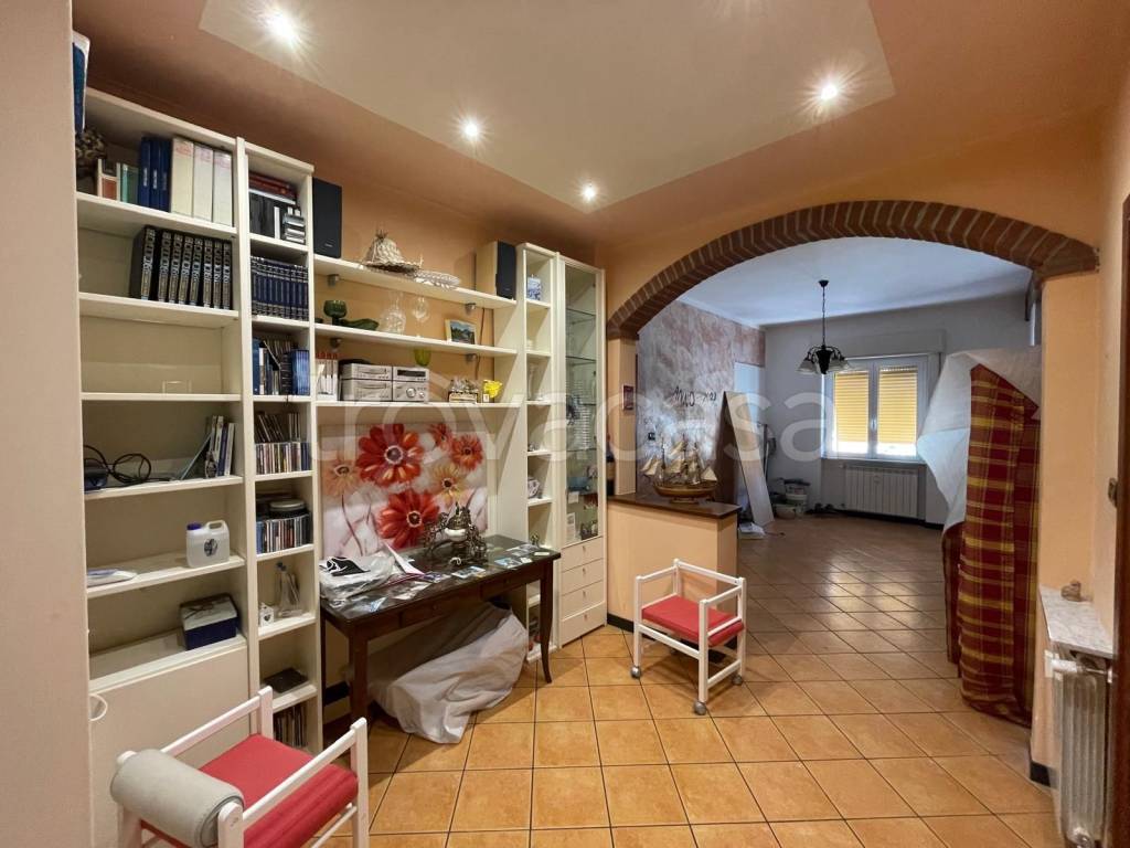 appartamento in vendita a Campomorone in zona Isoverde