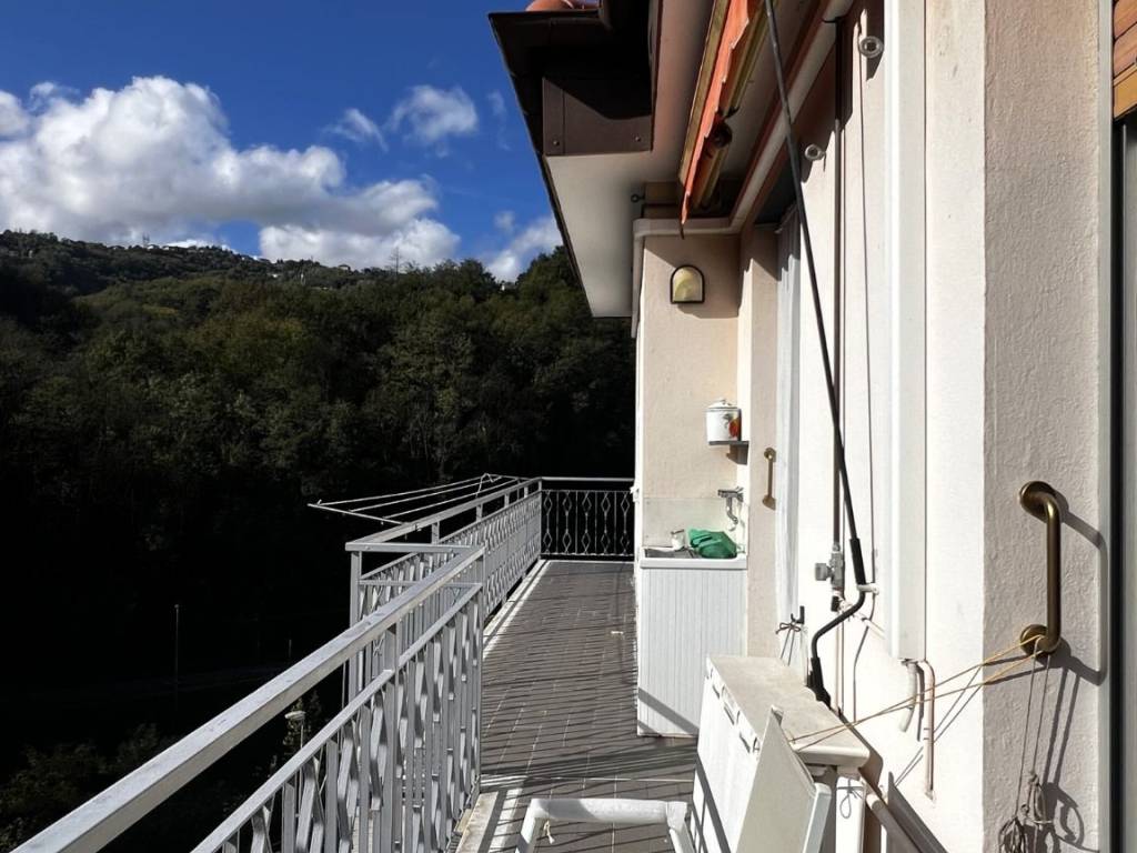 appartamento in vendita a Campomorone