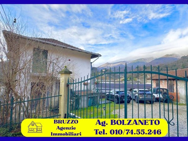 casa indipendente in vendita a Campomorone in zona Isoverde