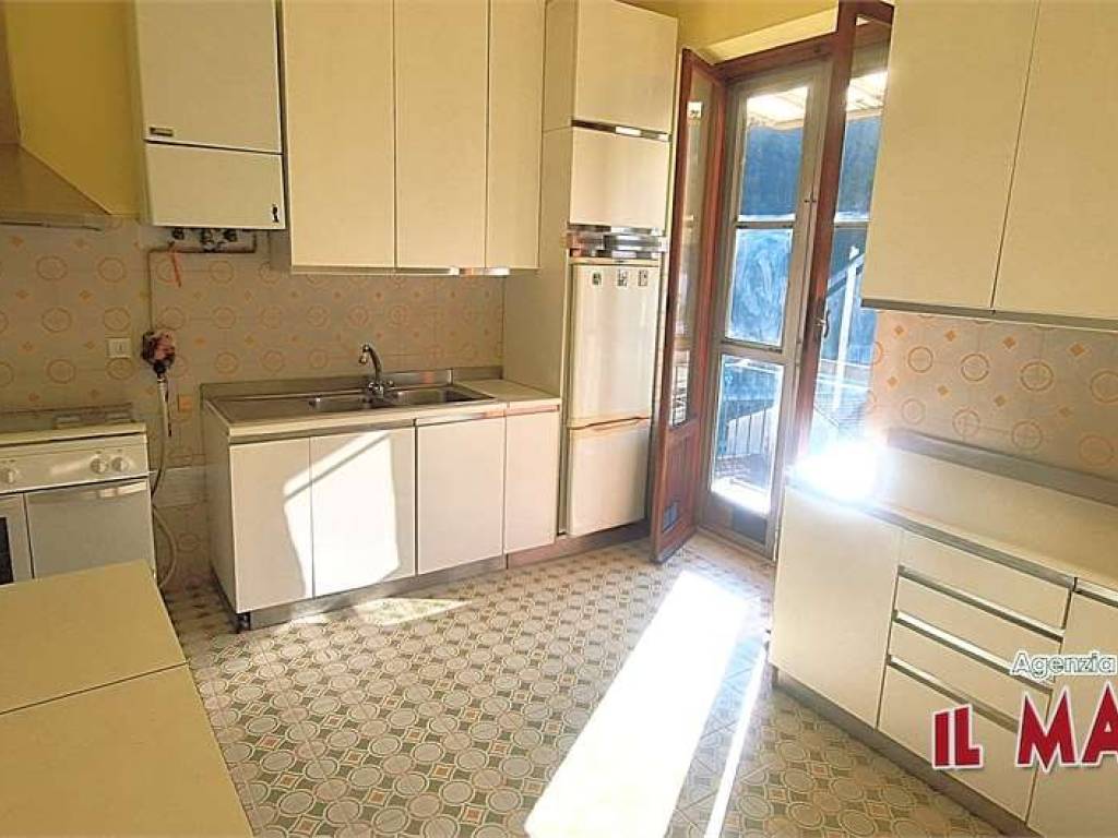 appartamento in vendita a Campomorone