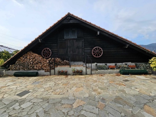 casa indipendente in vendita a Campomorone in zona Langasco