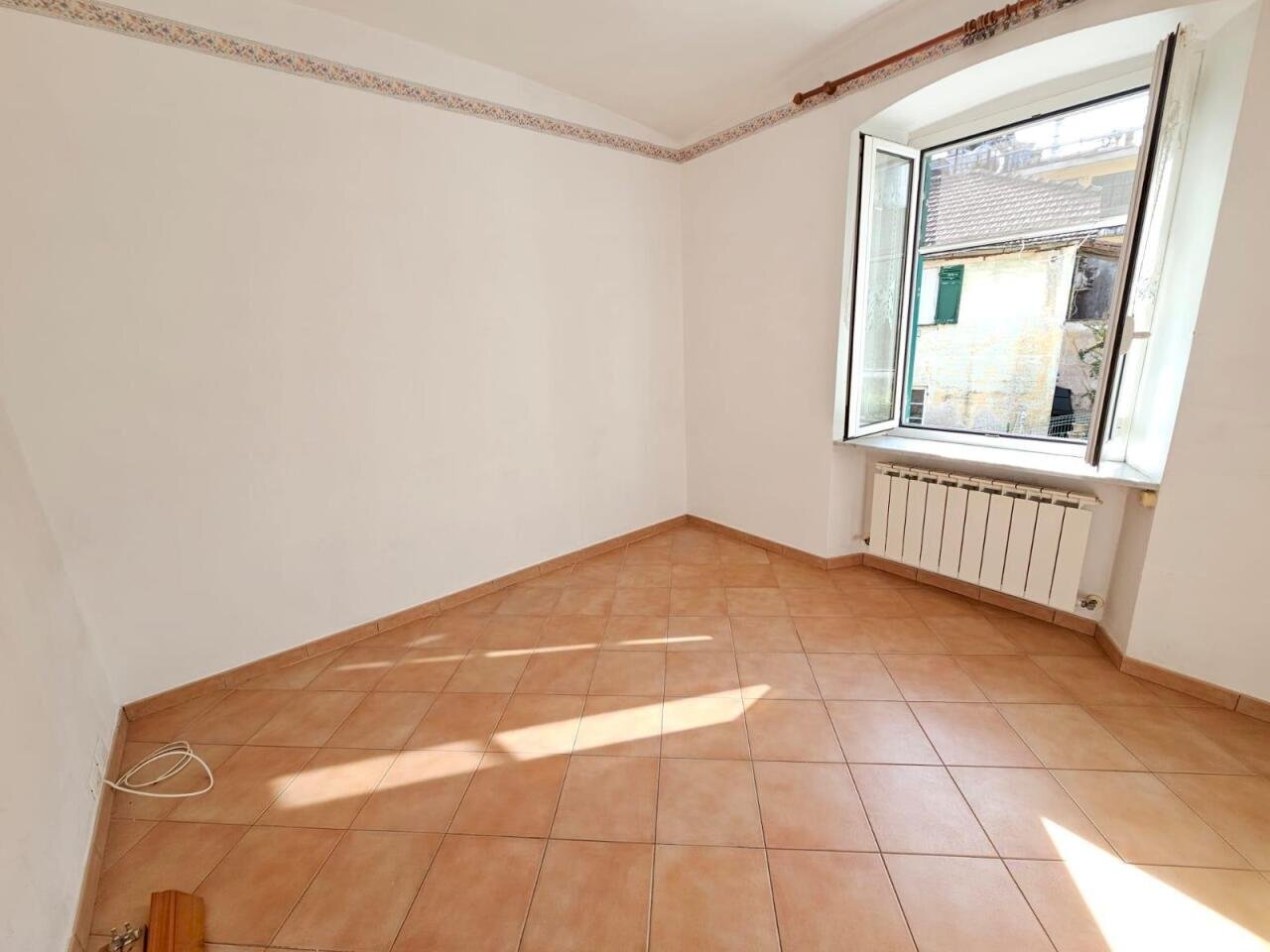 appartamento in vendita a Campomorone in zona Isoverde