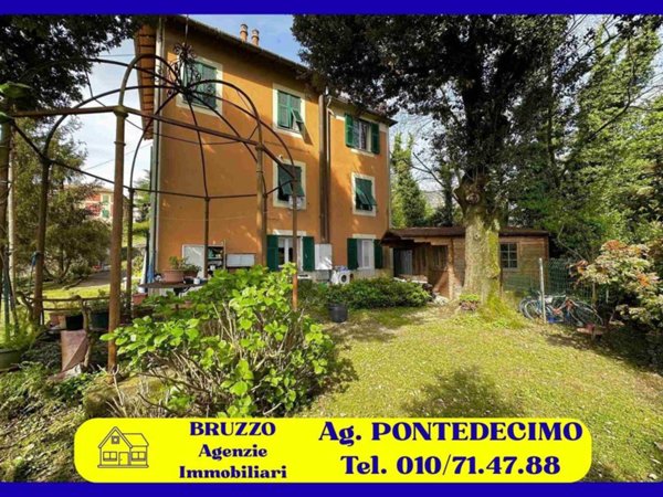 casa indipendente in vendita a Campomorone in zona Gallaneto