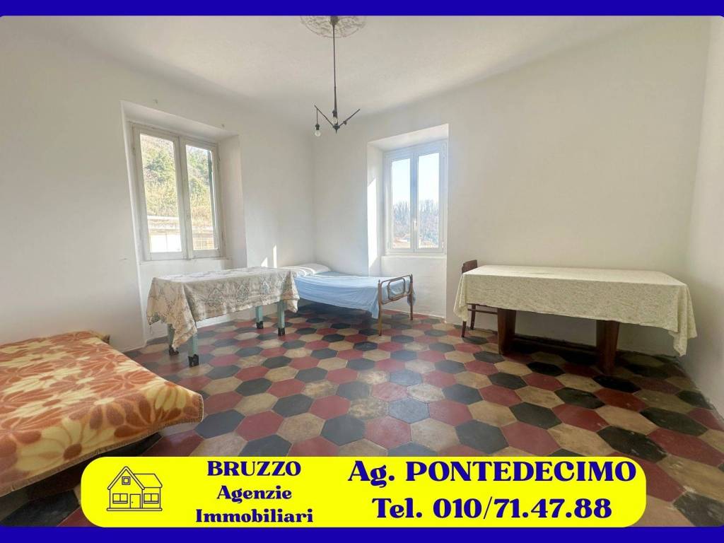 appartamento in vendita a Campomorone in zona Isoverde