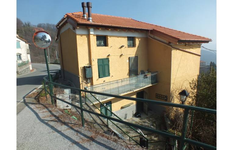 appartamento in vendita a Campomorone