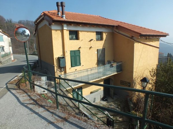 appartamento in vendita a Campomorone