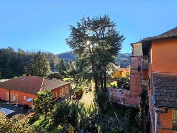 appartamento in vendita a Campomorone in zona Isoverde