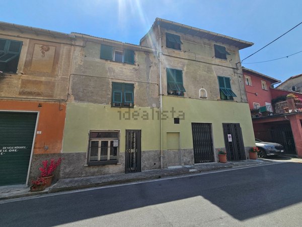 casa semindipendente in vendita a Campomorone in zona Gazzolo