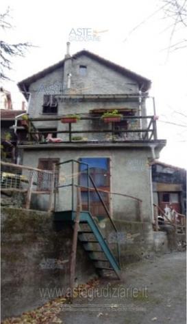 casa indipendente in vendita a Campomorone