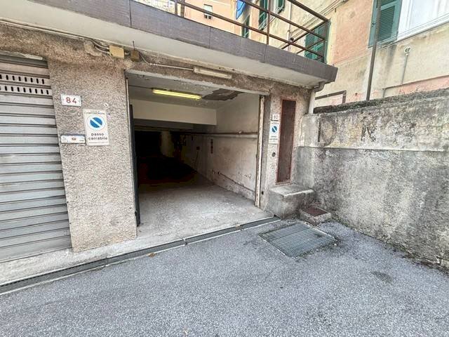box auto in vendita a Campomorone
