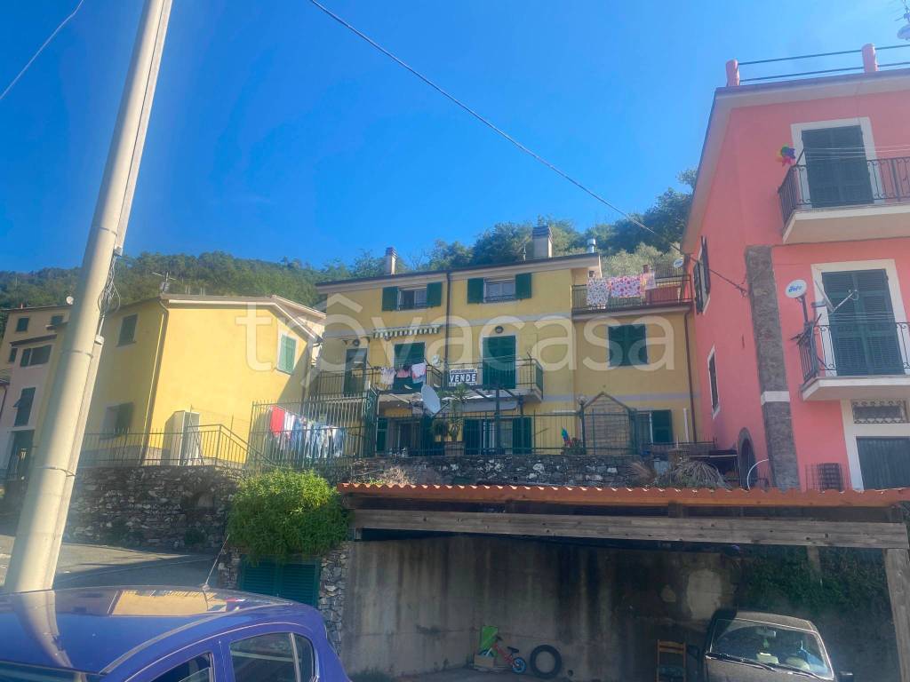 appartamento in vendita a Carasco in zona Terrarossa