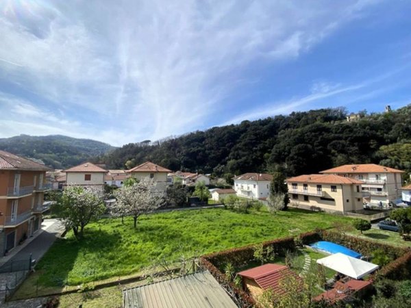 appartamento in vendita a Carasco in zona Rivarola
