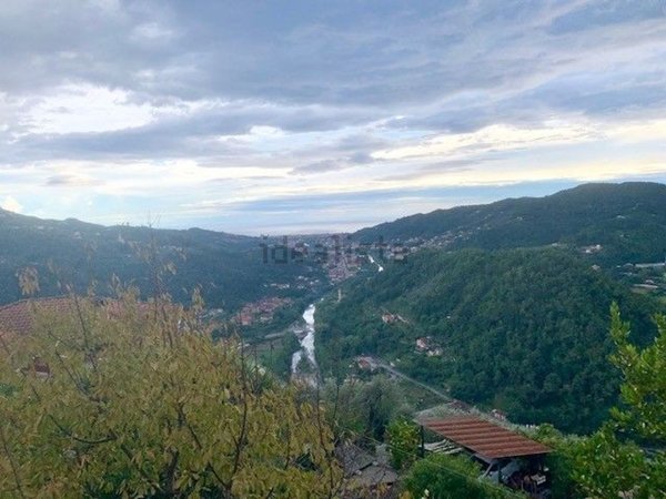 appartamento in vendita a Carasco in zona Paggi