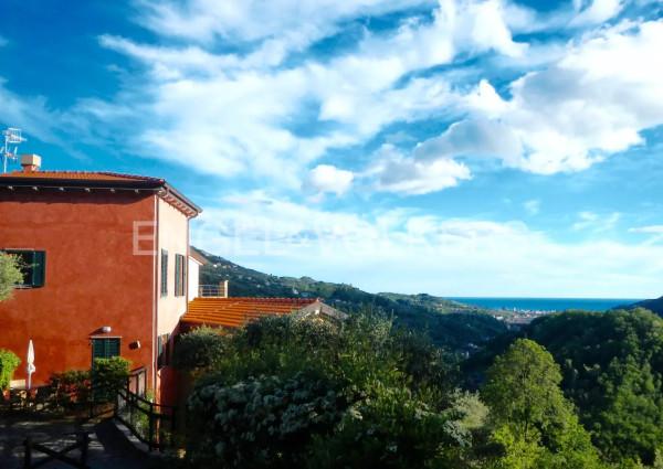 casa indipendente in vendita a Carasco