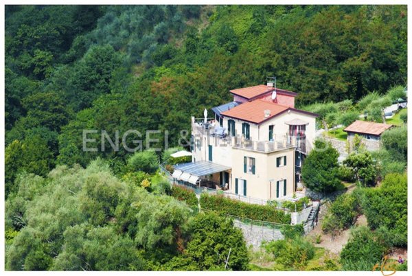 casa indipendente in vendita a Carasco in zona Paggi