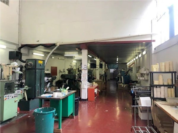 capannone in vendita a Carasco