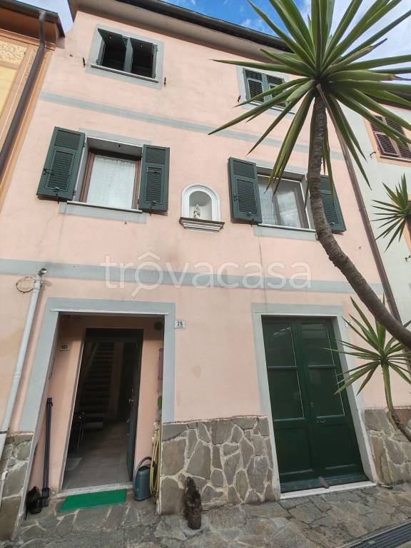 casa indipendente in vendita a Carasco in zona Rivarola