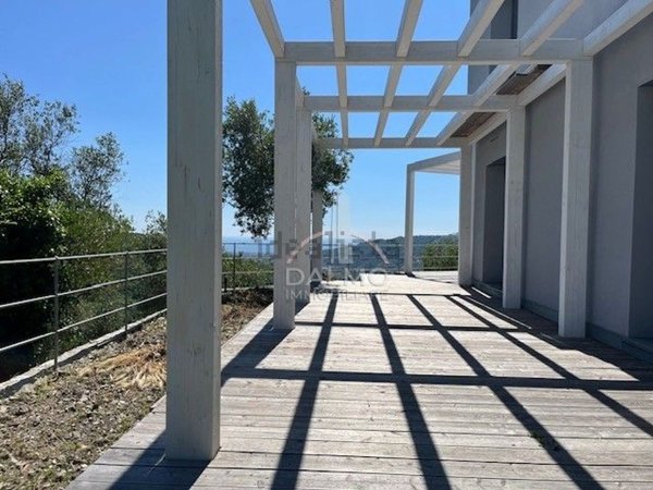 casa indipendente in vendita a Carasco