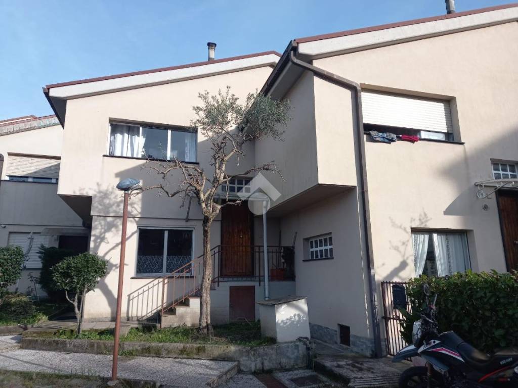 casa indipendente in vendita a Carasco in zona Rivarola