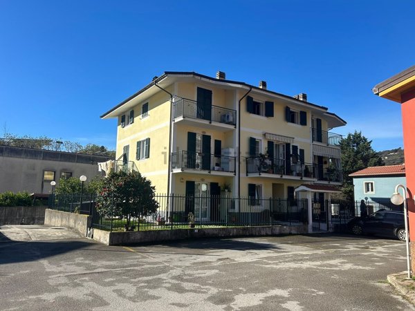 appartamento in vendita a Carasco