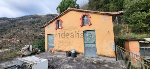 appartamento in vendita a Carasco in zona Bavaggi