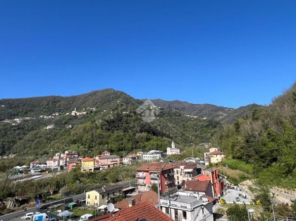 appartamento in vendita a Carasco in zona Graveglia