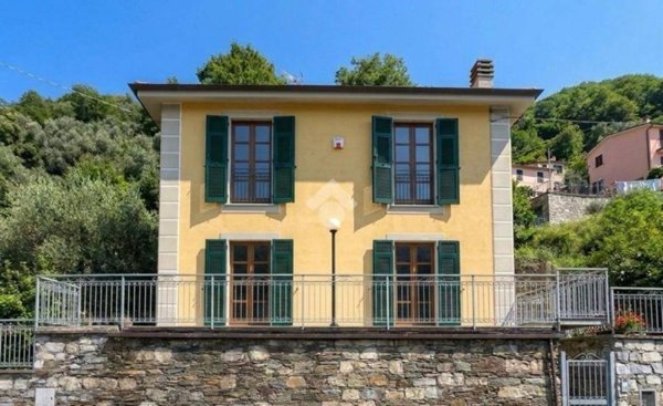 casa indipendente in vendita a Carasco in zona Paggi