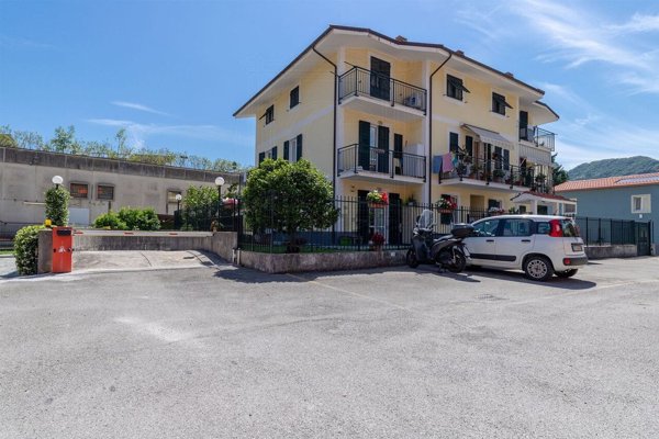 appartamento in vendita a Carasco in zona Paggi