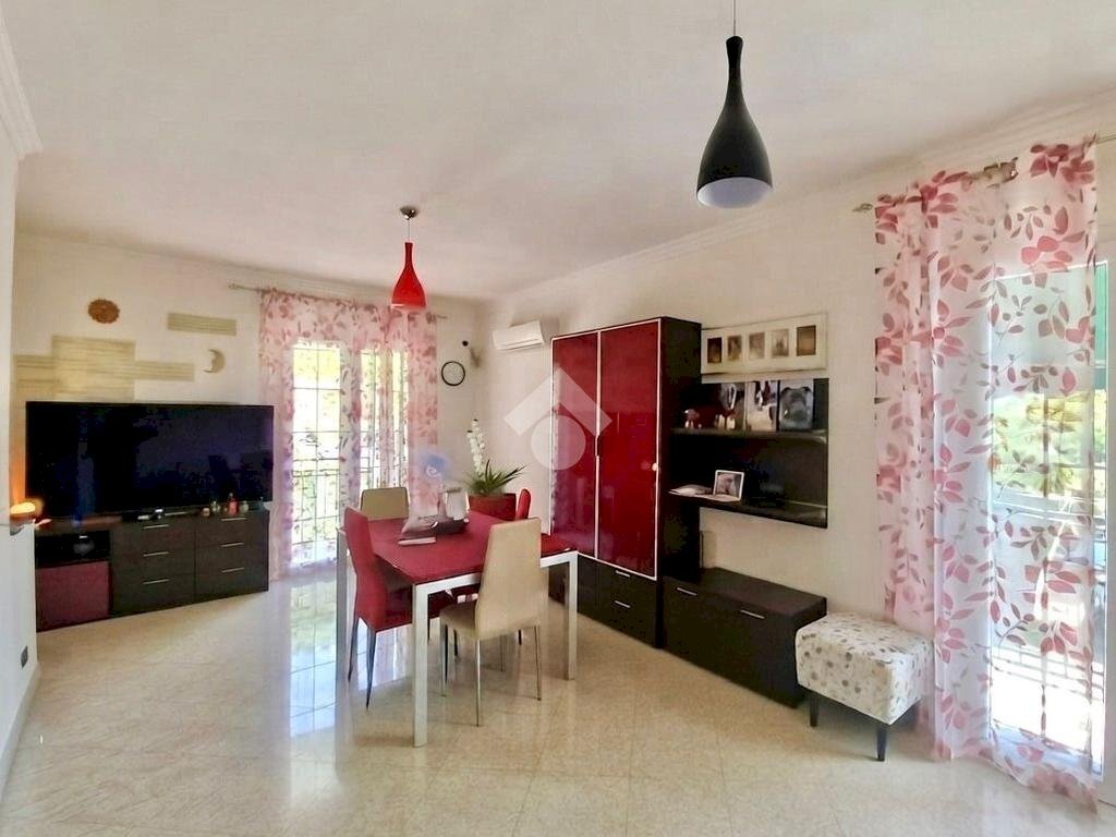 casa indipendente in vendita a Carasco in zona Paggi