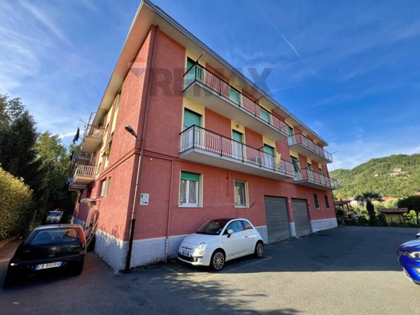 appartamento in vendita a Carasco in zona San Pietro di Sturla