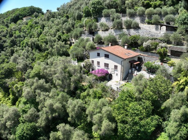 casa indipendente in vendita a Carasco in zona Rivarola