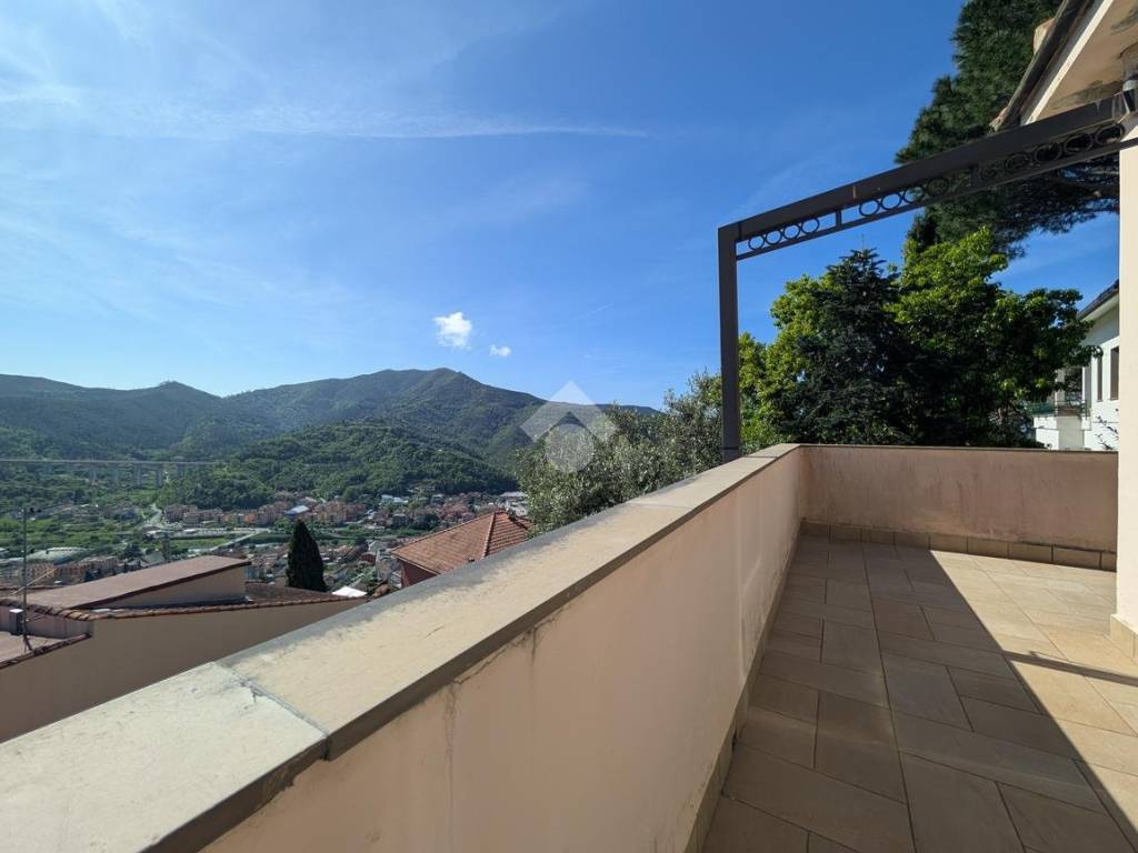 appartamento in vendita a Casarza Ligure in zona Verici