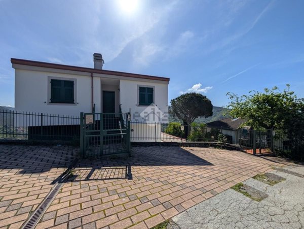 appartamento in vendita a Casarza Ligure in zona Verici