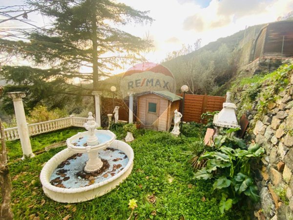 casa indipendente in vendita a Casarza Ligure