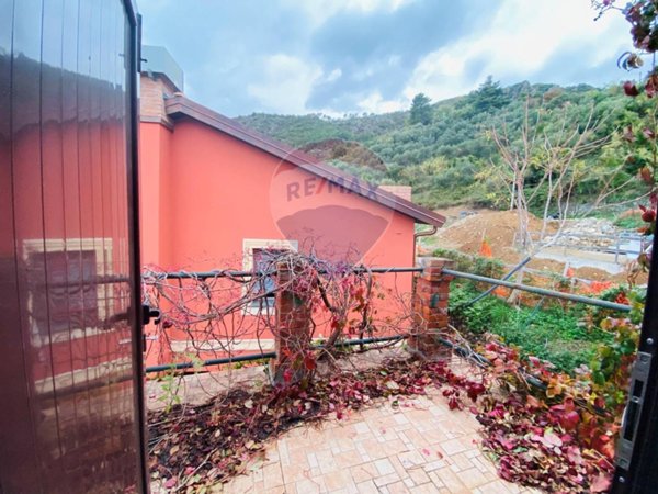 casale in vendita a Casarza Ligure in zona Bargone