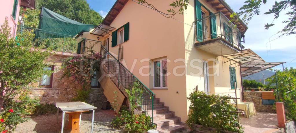appartamento in vendita a Casarza Ligure