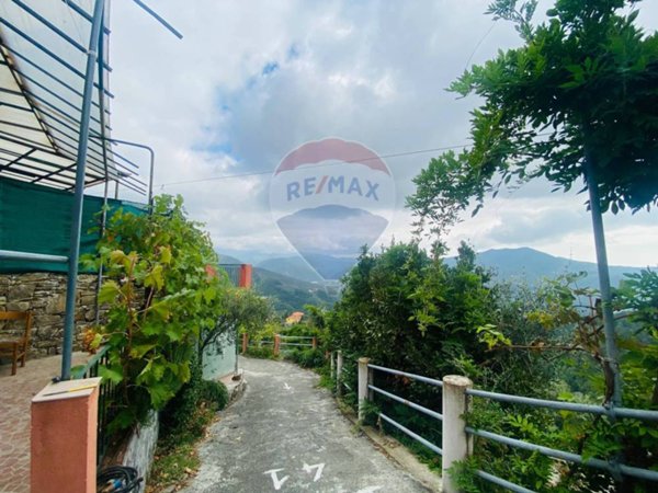 appartamento in vendita a Casarza Ligure