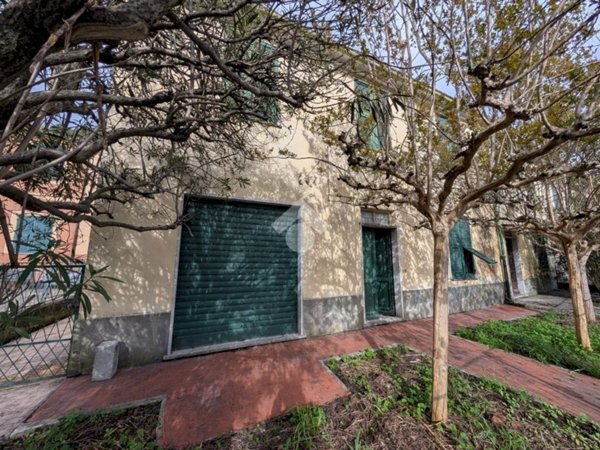 casa indipendente in vendita a Casarza Ligure