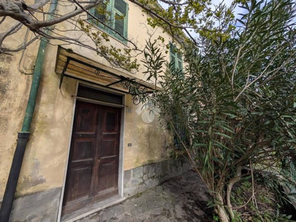 casa semindipendente in vendita a Casarza Ligure