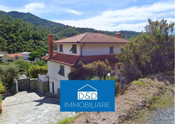 casa indipendente in vendita a Casarza Ligure