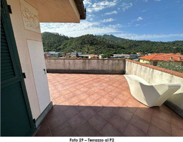 casa indipendente in vendita a Casarza Ligure