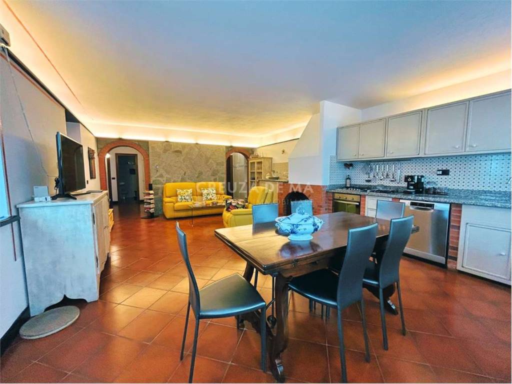 appartamento in vendita a Casarza Ligure